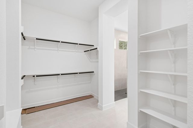 1736 Howler, Houston, TX 77316