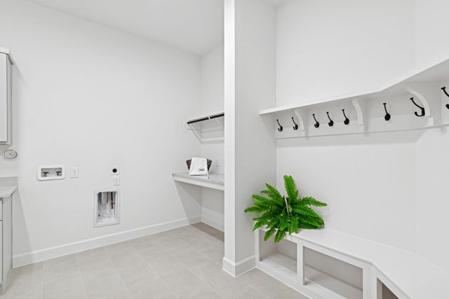 1736 Howler, Houston, TX 77316