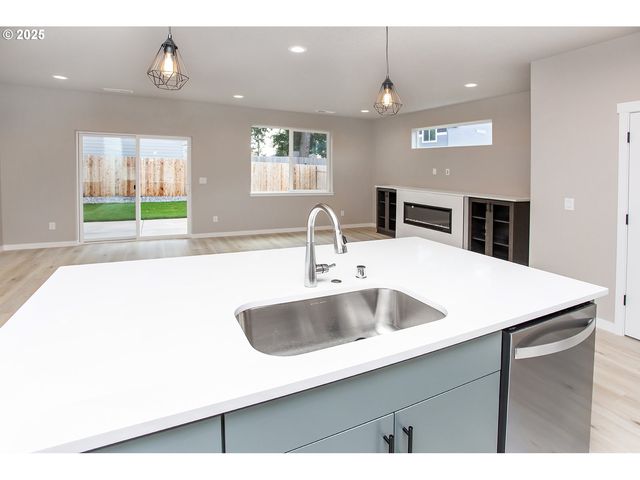 12815 Ne 109TH St, Vancouver, WA 98682