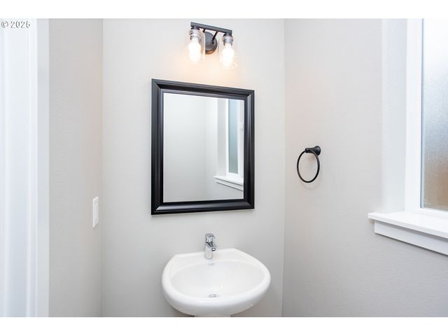 12815 Ne 109TH St, Vancouver, WA 98682