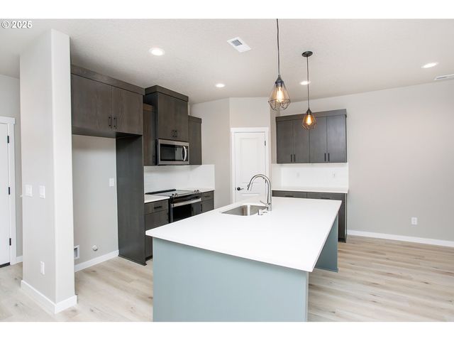 12815 Ne 109TH St, Vancouver, WA 98682