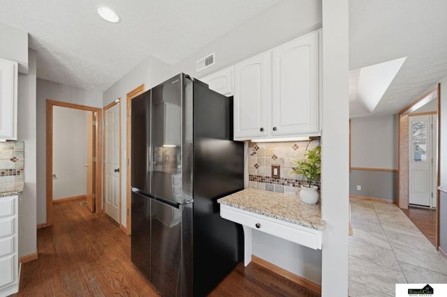 7444 S 48th Street, Lincoln, NE 68516