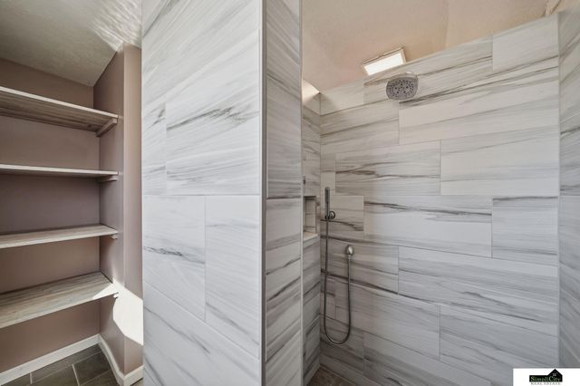 7444 S 48th Street, Lincoln, NE 68516