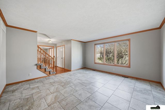 7444 S 48th Street, Lincoln, NE 68516