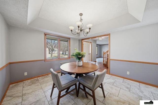 7444 S 48th Street, Lincoln, NE 68516