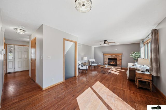 7444 S 48th Street, Lincoln, NE 68516