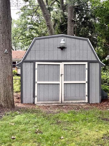 1753 Vine Avenue, Muskegon, MI 49442
