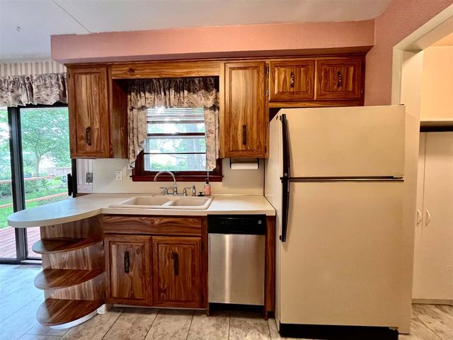 1753 Vine Avenue, Muskegon, MI 49442