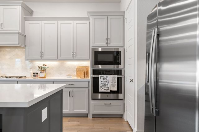 1713 Cannon Street, Van Alstyne, TX 75495