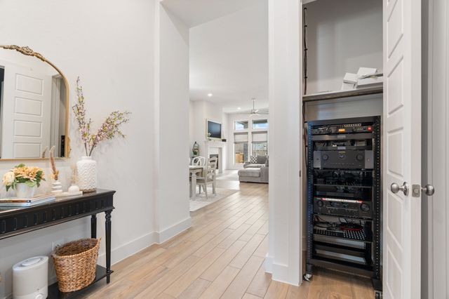 1713 Cannon Street, Van Alstyne, TX 75495