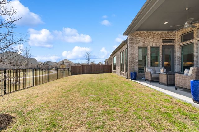 1713 Cannon Street, Van Alstyne, TX 75495