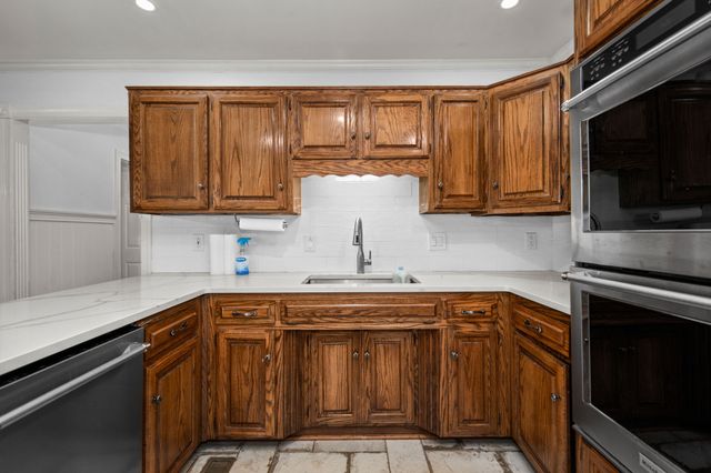 2814 Archer Ave, Murfreesboro, TN 37129