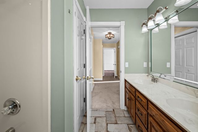 2814 Archer Ave, Murfreesboro, TN 37129