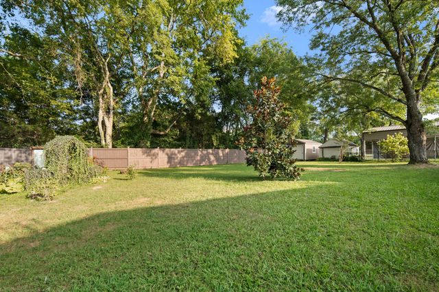 2814 Archer Ave, Murfreesboro, TN 37129