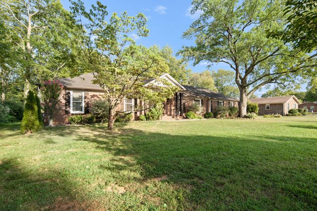 2814 Archer Ave, Murfreesboro, TN 37129