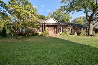 2814 Archer Ave, Murfreesboro, TN 37129