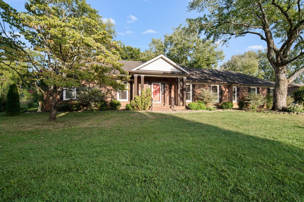 2814 Archer Ave, Murfreesboro, TN 37129