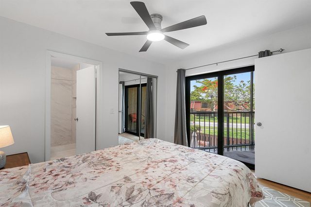 22910 Oxford Place D, Boca Raton, FL 33433