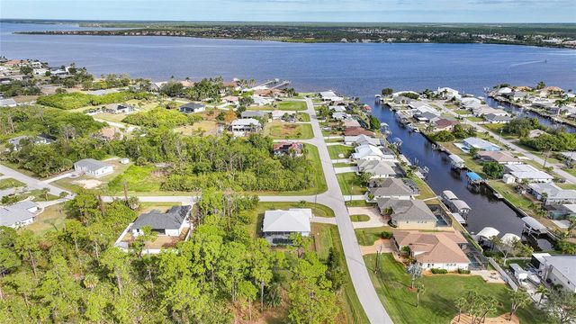 5301 NOYES LANE, Port Charlotte, FL 33981