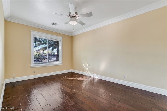 1006 Coldwater Falls Way, Las Vegas, NV 89123