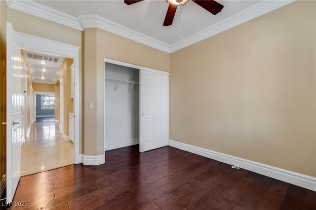 1006 Coldwater Falls Way, Las Vegas, NV 89123