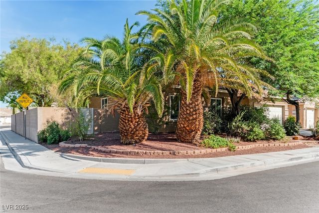 1006 Coldwater Falls Way, Las Vegas, NV 89123