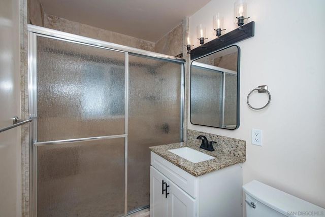 7347 Fay Ave, La Jolla, CA 92037