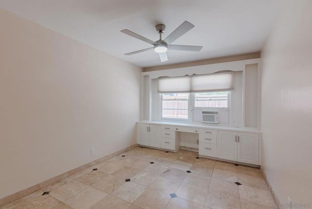 7347 Fay Ave, La Jolla, CA 92037