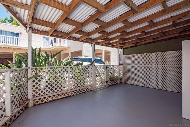 7347 Fay Ave, La Jolla, CA 92037