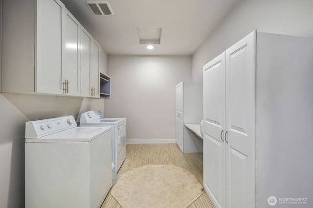 8602 Vashon Drive NE, Lacey, WA 98516