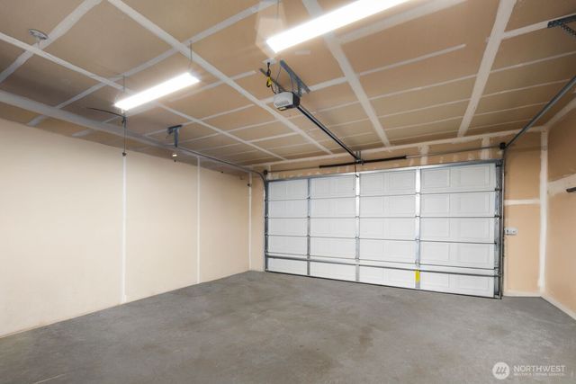 8602 Vashon Drive NE, Lacey, WA 98516