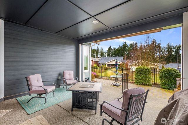 8602 Vashon Drive NE, Lacey, WA 98516