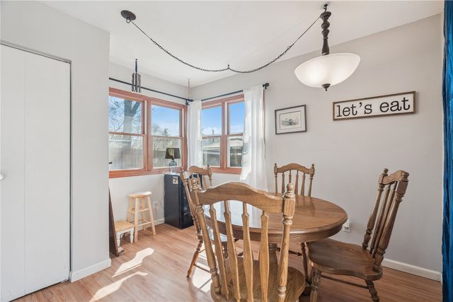 297 6th Avenue, Marion, IA 52302