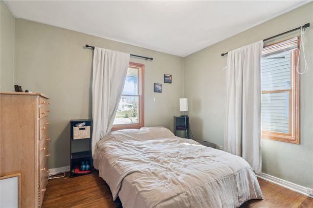 297 6th Avenue, Marion, IA 52302