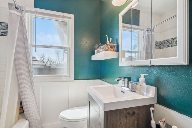 297 6th Avenue, Marion, IA 52302