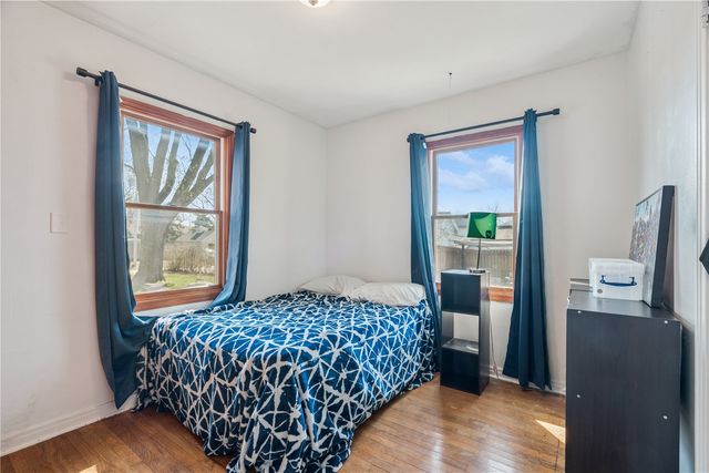 297 6th Avenue, Marion, IA 52302