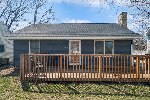 297 6th Avenue, Marion, IA 52302