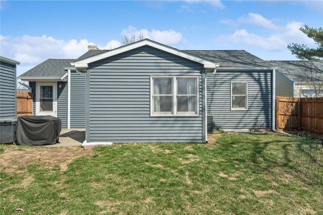 297 6th Avenue, Marion, IA 52302