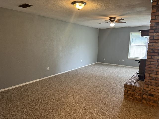 719 Diana Lane, Stephenville, TX 76401