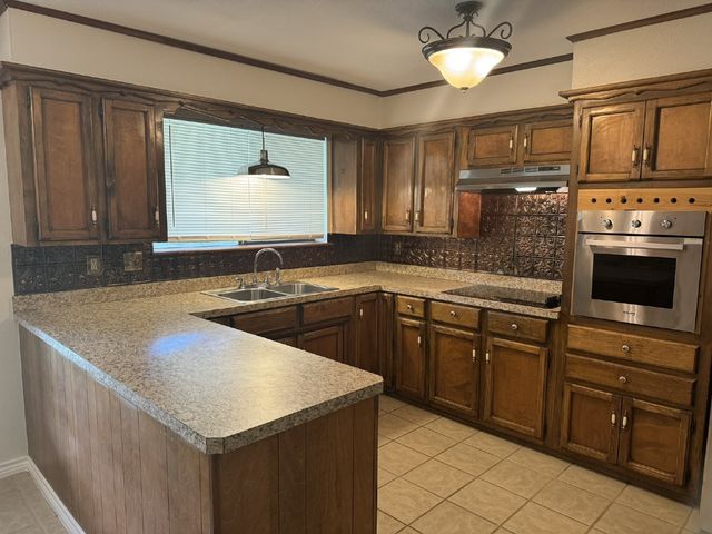 719 Diana Lane, Stephenville, TX 76401