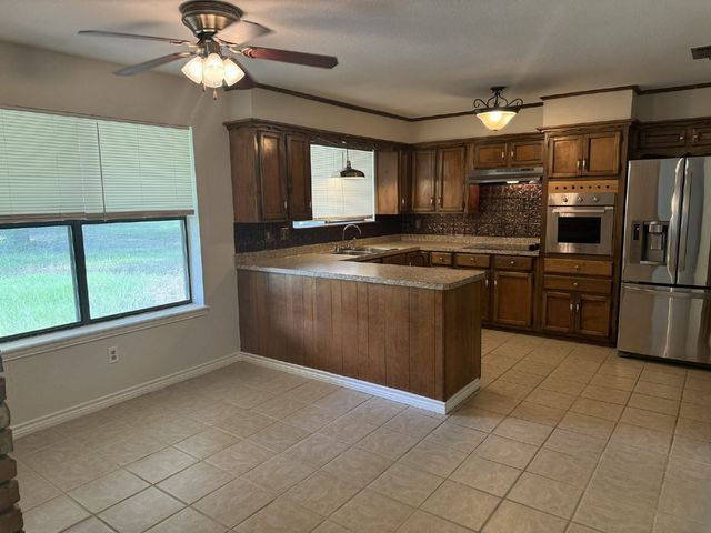 719 Diana Lane, Stephenville, TX 76401