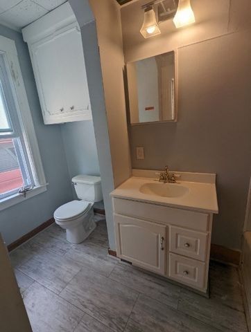 40 Main Street 2, Grafton, MA 01560