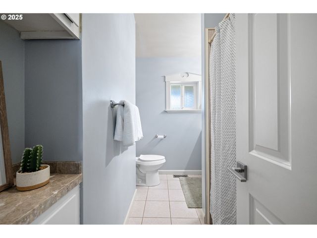 280 ROAN Dr, Eugene, OR 97401