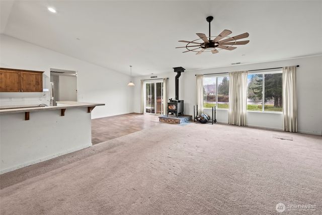 23210 188th Street E, Orting, WA 98360