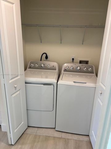 4281 NW 83rd Avenue 4281, Doral, FL 33166