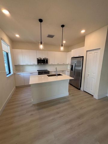 4281 NW 83rd Avenue 4281, Doral, FL 33166