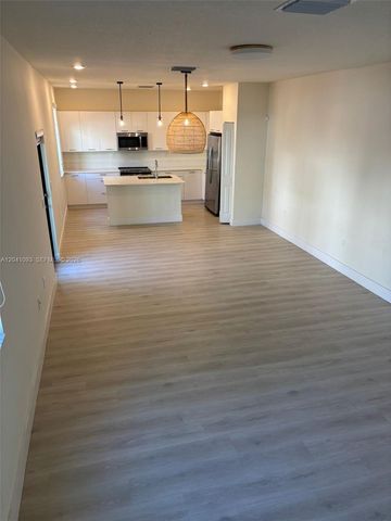 4281 NW 83rd Avenue 4281, Doral, FL 33166