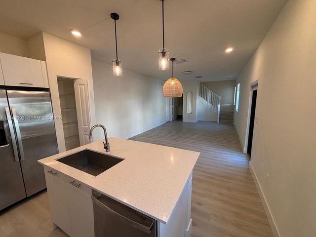 4281 NW 83rd Avenue 4281, Doral, FL 33166