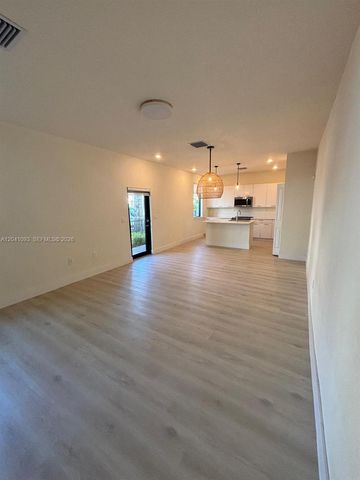4281 NW 83rd Avenue 4281, Doral, FL 33166