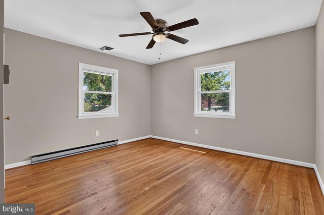 204 AYR ST NW, Leesburg, VA 20176